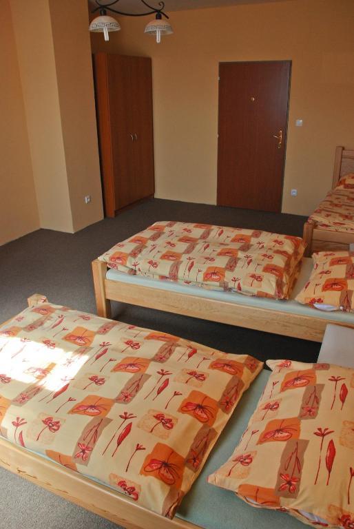 Hotel Marina Hermanuv Mestec Quarto foto