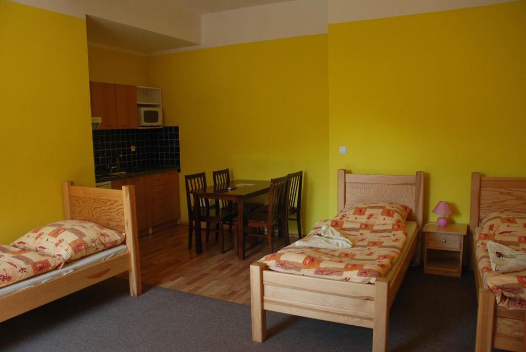 Hotel Marina Hermanuv Mestec Quarto foto